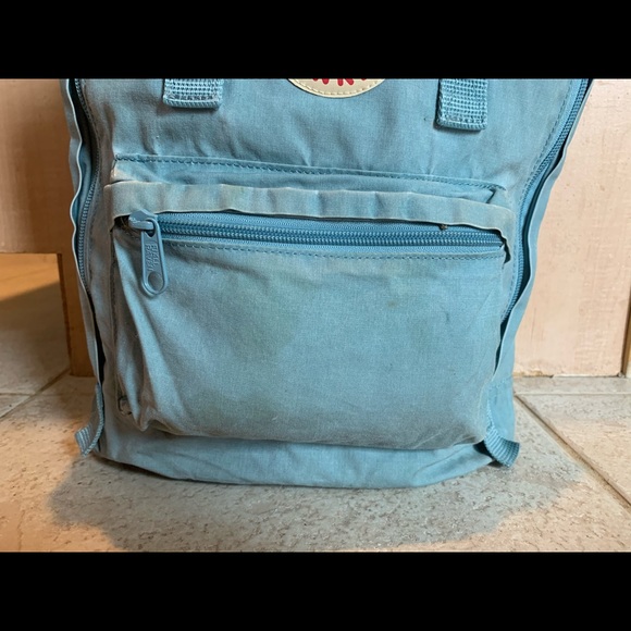 Fjallraven Kanken Backpack - Picture 6 of 8